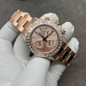 Replica Rolex Daytona 126595TBR-0001 Quadrante Sundust con Diamanti Personalizzato in Oro Rosa Massiccio 18K Diamanti Taglio Baguette 40mm Orologio