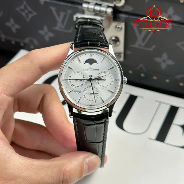Jaeger LeCoultre Master Ultra Thin Perpetual Calendar 130842J Quadrante Argento Miglior Replica VR Factory 39mm Orologio - immagine 3