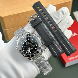 Omega Seamaster Diver 300M Chronograph Quadrante Nero Replica N1 Factory 44mm Orologio
