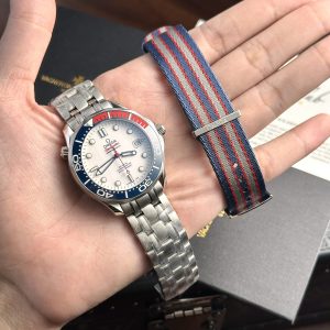 Omega Seamaster Diver 300M Commander's 007 Limited Edition Quadrante Bianco Migliore Replica VSF 41mm Orologio