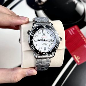 Omega Seamaster Diver 300M Steel White Replica Migliore 42mm Orologio