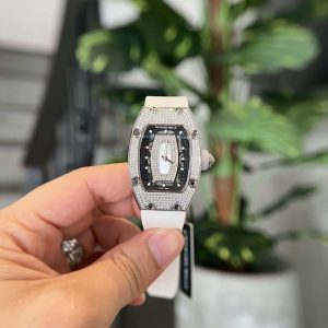 Richard Mille RM07-01 Full Diamond MOP Lip Replica 45.32 X 32.3mm Orologio
