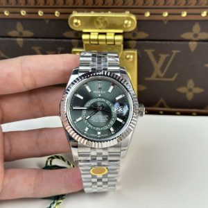 Rolex Sky-Dweller 326934 Quadrante Verde Menta Bracciale Jubilee Super Replica 42mm Orologio