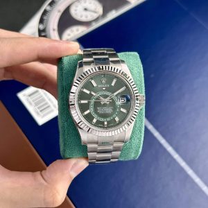 Rolex Sky-Dweller 326934 Quadrante Verde Menta Bracciale Oyster Replica 42mm Orologio