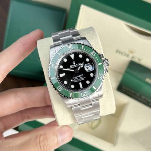 Replica di alta qualità Rolex Submariner Starbuck 126610LV quadrante nero lunetta in ceramica verde 41mm Orologio