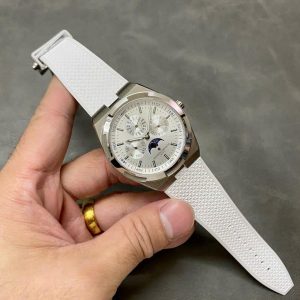 Vacheron Constantin Overseas 4300V Calendario Perpetuo Quadrante Argento Cinturino in Gomma Replica Migliore 41.5mm Orologio