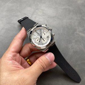 Vacheron Constantin Overseas 5500V Chronograph Quadrante Argento Cinturino in Gomma Nera Replica 8F 42.5mm Orologio
