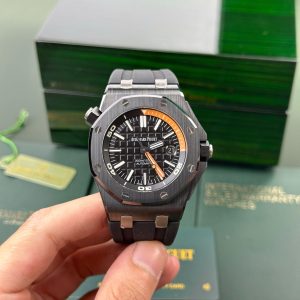 Audemars Piguet Royal Oak Offshore Diver 15707CE Quadrante Nero Ceramica Nera Gomma Migliore Replica APSF 42mm Orologio