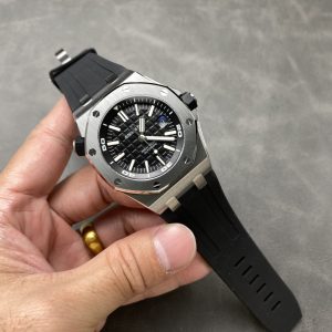 Audemars Piguet Royal Oak Offshore Diver 15710ST Quadrante Nero Cinturino in Gomma 1:1 Migliore Replica APSF 42mm Orologio