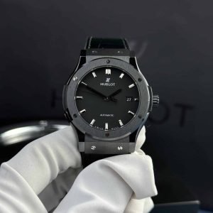 Hublot Classic Fusion Black Magic Quadrante Nero Pelle Migliore Replica Super Clone 42mm Orologio