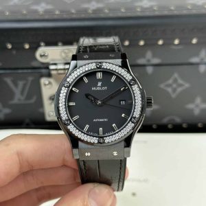 Hublot Classic Fusion Black Magic Diamond Cassa in Ceramica Pietre sulla Lunetta Migliore Replica JJZ 42mm Orologio