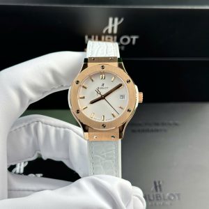 Hublot Classic Fusion King Gold Quadrante Bianco Cinturino in Pelle Donna Replica 33mm Orologio