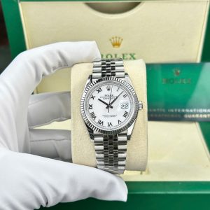Replica Rolex Datejust 126234-0025 Quadrante Bianco con Indici Romani Jubilee 1:1 VSF 36mm Orologio