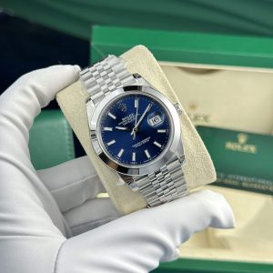 Replica Rolex Datejust 126300-0002 Quadrante Blu Luminoso Ghiera Liscia Jubilee VSF Migliore 41mm Orologio
