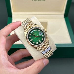 Replica Rolex Day-Date 128238-0069 Oro Giallo Quadrante Verde Ombré con Diamanti 158g Super Clone QF 36mm Orologio
