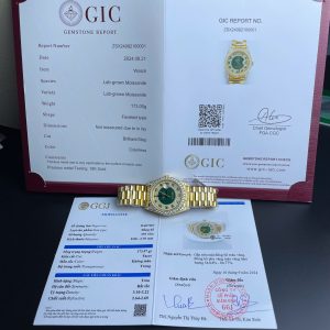 Replica del Rolex Day-Date 40 Quadrante Verde Tempestato di Diamanti Arabi Placcato Oro 18K Quadrante Personalizzato in Moissanite & Dial Miglior Replica 40mm Orologio