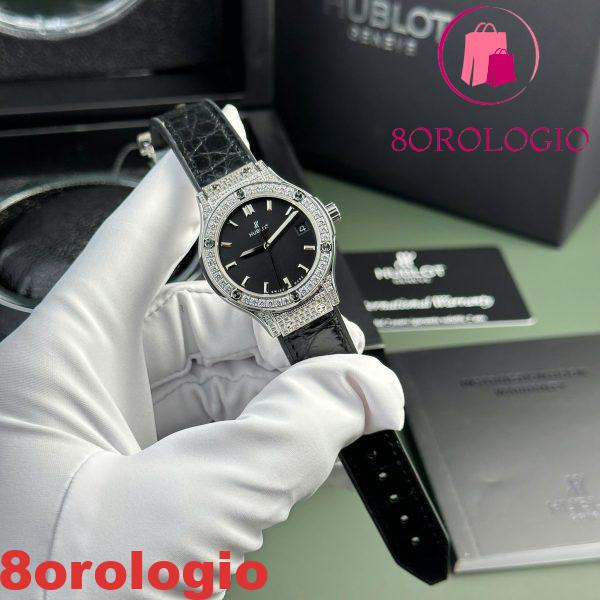 Replica Orologio Donna Hublot Classic Fusion Titanium Pavé Quadrante Nero Cinturino in Pelle 33mm Orologio - immagine 3