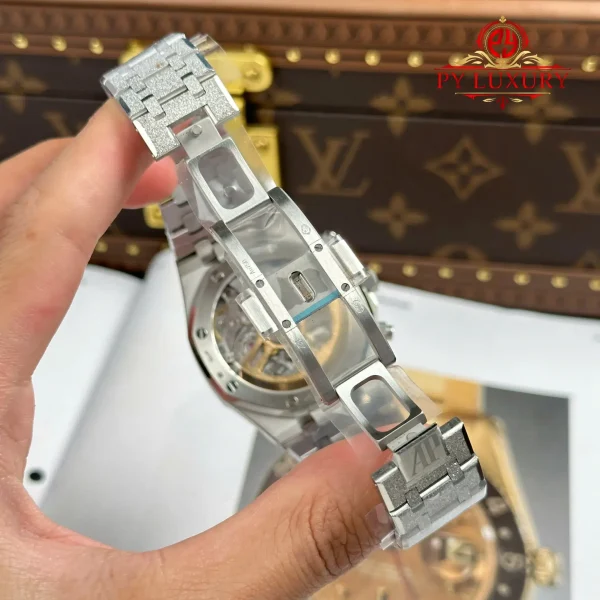 Audemars Piguet Royal Oak Chronograph 26240BC in Oro Bianco Frosted Quadrante Blu 1:1 Migliore Replica APSF 41mm Orologio - immagine 4