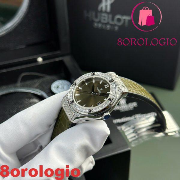 Hublot Classic Fusion Titanium Pavé Quadrante Verde Cinturino in Pelle Donna Replica 33mm Orologio - immagine 4