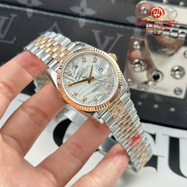 Replica Rolex Datejust 126231 Bicolore Oro Rosa Quadrante Motivo Palma Argento con Diamanti Bracciale Jubilee Migliore 1:1 36mm Orologio - immagine 8