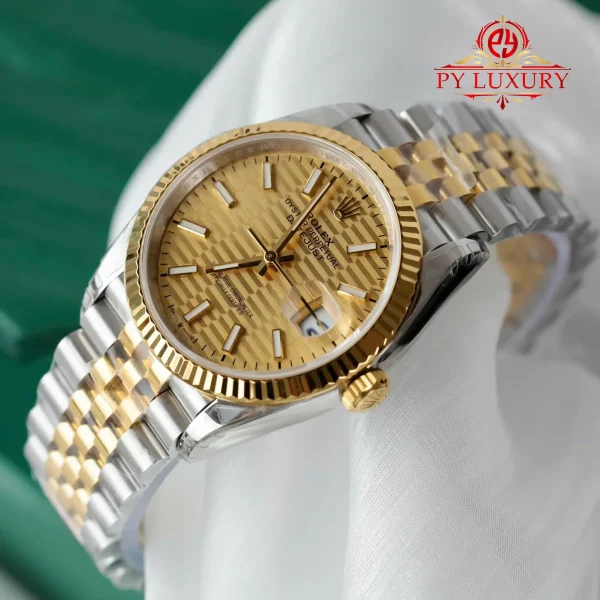 Rolex Datejust 126233 Due Toni Oro Giallo Quadrante con Motivo Fluted Bracciale Jubilee Migliore Replica VSF 36mm Orologio - immagine 6