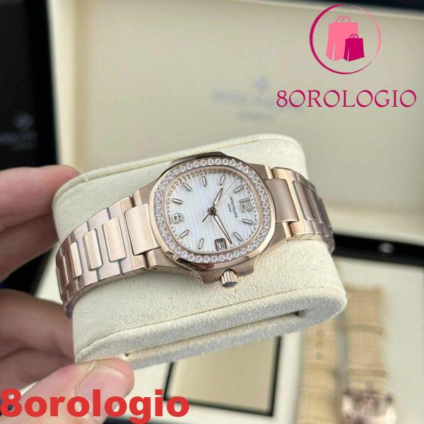 Patek Philippe Nautilus 7010/1R Oro Rosa Quadrante Bianco Ghiera con Diamanti Orologio da Donna Miglior Replica 32mm Orologio - immagine 4