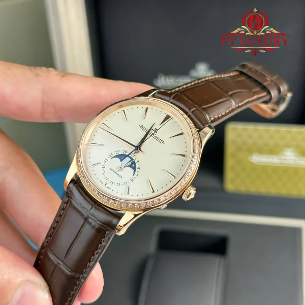 Jaeger-LeCoultre Master Ultra Thin Moon Q1362503 Oro Rosa Quadrante Bianco Lunetta con Diamanti Migliore Replica APSF 39mm Orologio - immagine 5