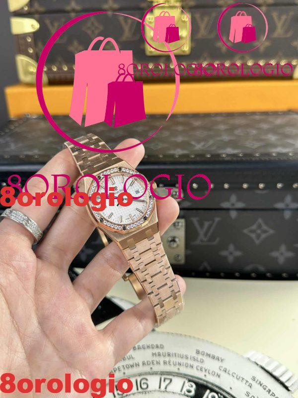 Replica Audemars Piguet Royal Oak 77351OR Oro Rosa Quadrante Bianco Lunetta con Diamanti 34mm Orologio - immagine 5