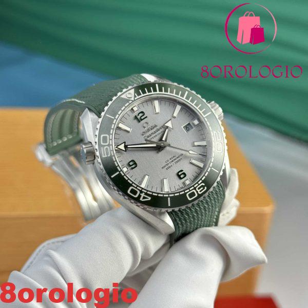 Omega Seamaster Planet Ocean 600M Quadrante Argento Lunetta Verde Migliore Replica VSF 43.5mm Orologio - immagine 4