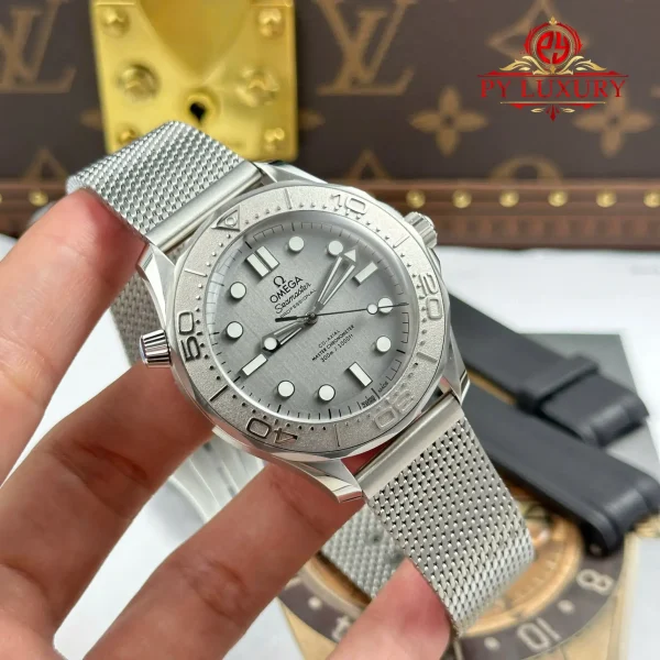 Omega Seamaster Diver 300M Steel No-Date Quadrante Grigio 1:1 Miglior Replica VSF 42mm Orologio - immagine 8