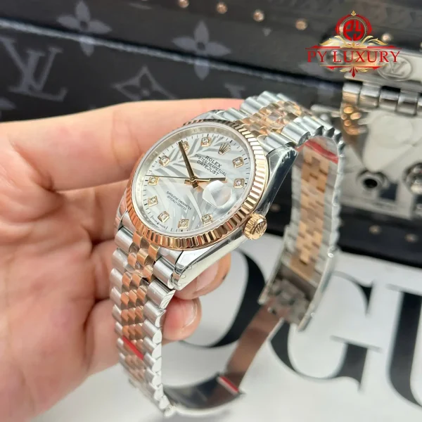 Replica Rolex Datejust 126231 Bicolore Oro Rosa Quadrante Motivo Palma Argento con Diamanti Bracciale Jubilee Migliore 1:1 36mm Orologio - immagine 9