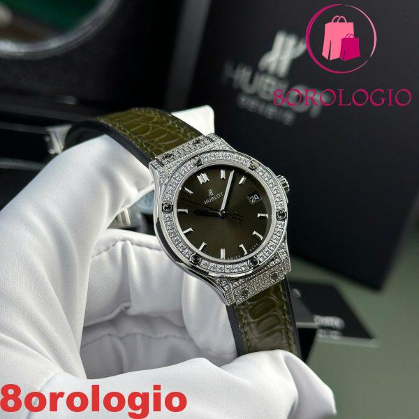 Hublot Classic Fusion Titanium Pavé Quadrante Verde Cinturino in Pelle Donna Replica 33mm Orologio - immagine 5