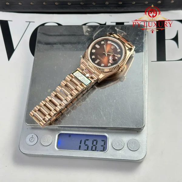 Rolex Day-Date 128235-0037 Quadrante Marrone Ombré con Diamanti Oro Rosa 158g Replica di Alta Qualità QF 36mm Orologio - immagine 8