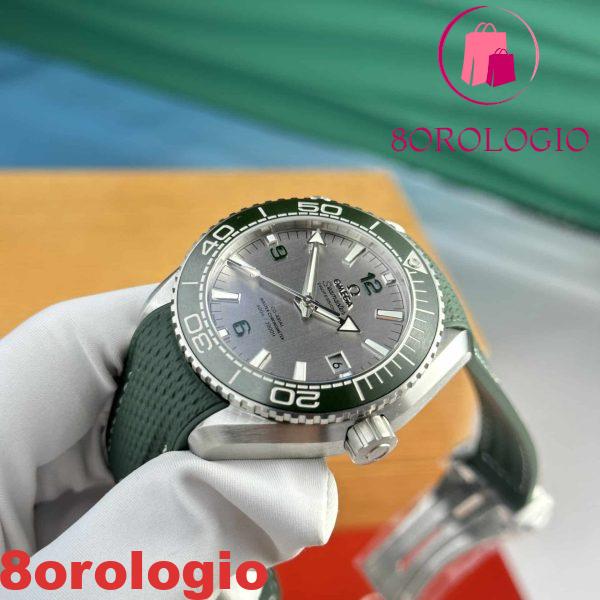 Omega Seamaster Planet Ocean 600M Quadrante Argento Lunetta Verde Migliore Replica VSF 43.5mm Orologio - immagine 5