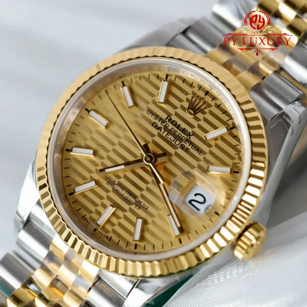 Rolex Datejust 126233 Due Toni Oro Giallo Quadrante con Motivo Fluted Bracciale Jubilee Migliore Replica VSF 36mm Orologio - immagine 8