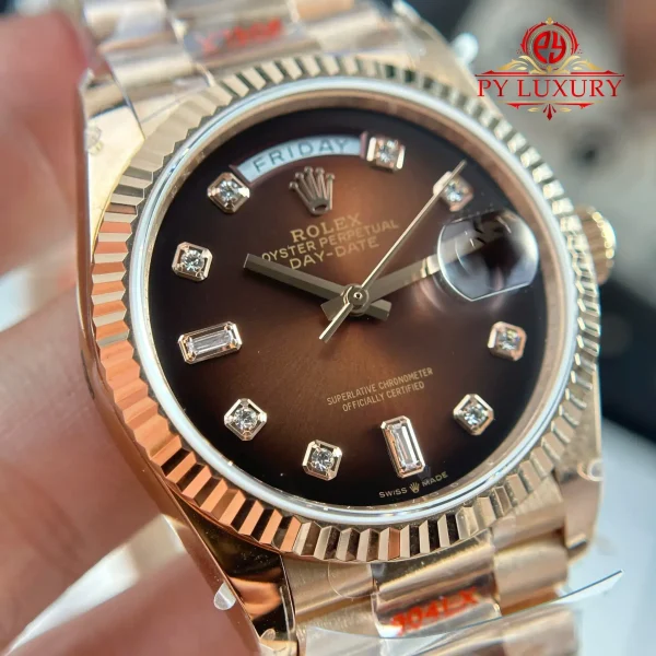 Rolex Day-Date 128235-0037 Quadrante Marrone Ombré con Diamanti Oro Rosa 158g Replica di Alta Qualità QF 36mm Orologio - immagine 9