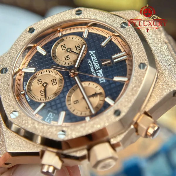 Audemars Piguet Royal Oak Chronograph 26239OR in Oro Rosa Frosted con Quadrante Blu Migliore Replica 1:1 APSF 41mm Orologio - immagine 9