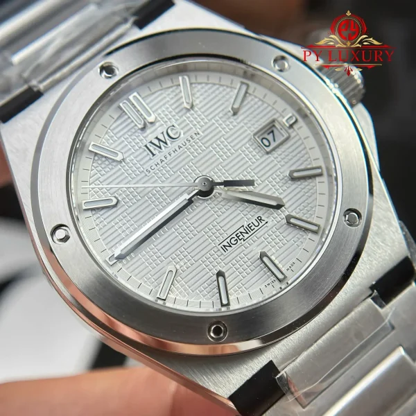 IWC Ingenieur Automatic IW328902 Quadrante Bianco Miglior Replica V7 Factory 40mm Orologio - immagine 10