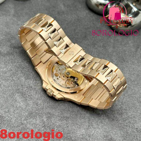 Patek Philippe Nautilus 5723/1R-010 Quadrante Marrone Replica Personalizzato in Oro Massiccio 18K con Diamanti Baguette 40mm Orologio - immagine 6