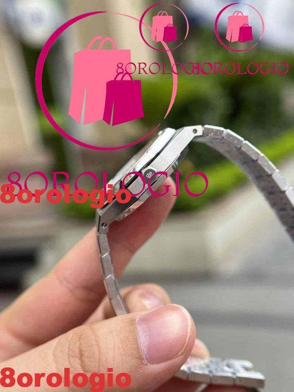 Audemars Piguet Royal Oak 77351ST Quadrante Blu Cornice con Diamanti Replica 34mm Orologio - immagine 6