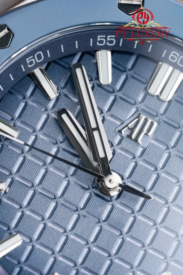 Audemars Piguet Royal Oak Offshore 15605SK Quadrante Blu Fumé Cinturino in Gomma Replica 1:1 Migliore 43mm Orologio - immagine 13