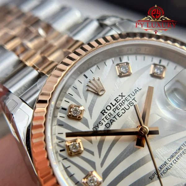 Replica Rolex Datejust 126231 Bicolore Oro Rosa Quadrante Motivo Palma Argento con Diamanti Bracciale Jubilee Migliore 1:1 36mm Orologio - immagine 11