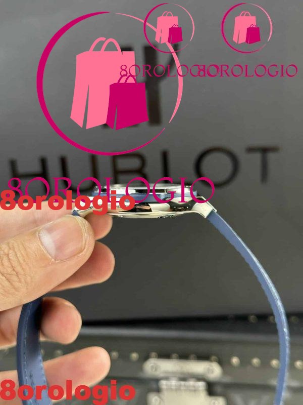 Hublot Classic Fusion Titanium Quadrante Blu Pelle Miglior Replica JJF 38mm Orologio - immagine 7