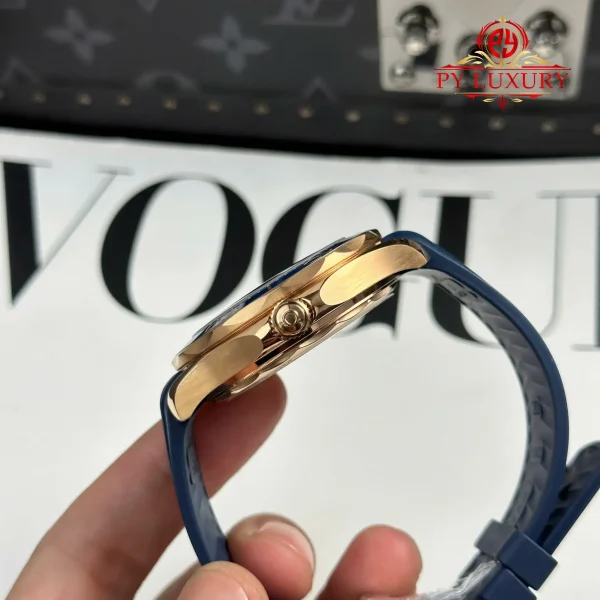 Omega Seamaster Diver 300M Quadrante Blu Sedna Gold Cinturino in Gomma Replica 1:1 Migliore VSF 42mm Orologio - immagine 8