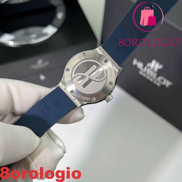 Hublot Classic Fusion Titanium Pavé Quadrante Blu Gomma Replica Moissanite 33mm Orologio - immagine 8