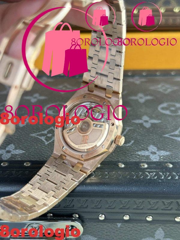 Replica Audemars Piguet Royal Oak 77351OR Oro Rosa Quadrante Bianco Lunetta con Diamanti 34mm Orologio - immagine 9