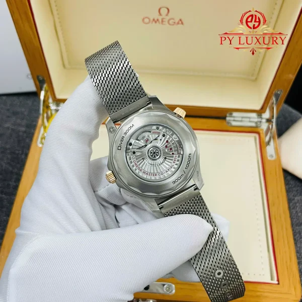 Omega Seamaster Diver 300M Bronze Gold su Quadrante Verde Sabbia Titanio 1:1 Migliore Replica VSF 42mm Orologio - immagine 10