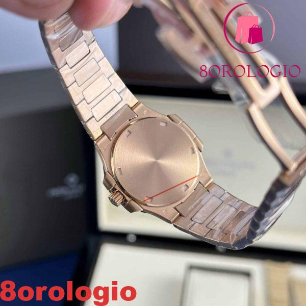 Replica di Patek Philippe Nautilus 7010/1R Oro Rosa Quadrante Bianco Orologio da Donna al Quarzo 32mm Orologio - immagine 10
